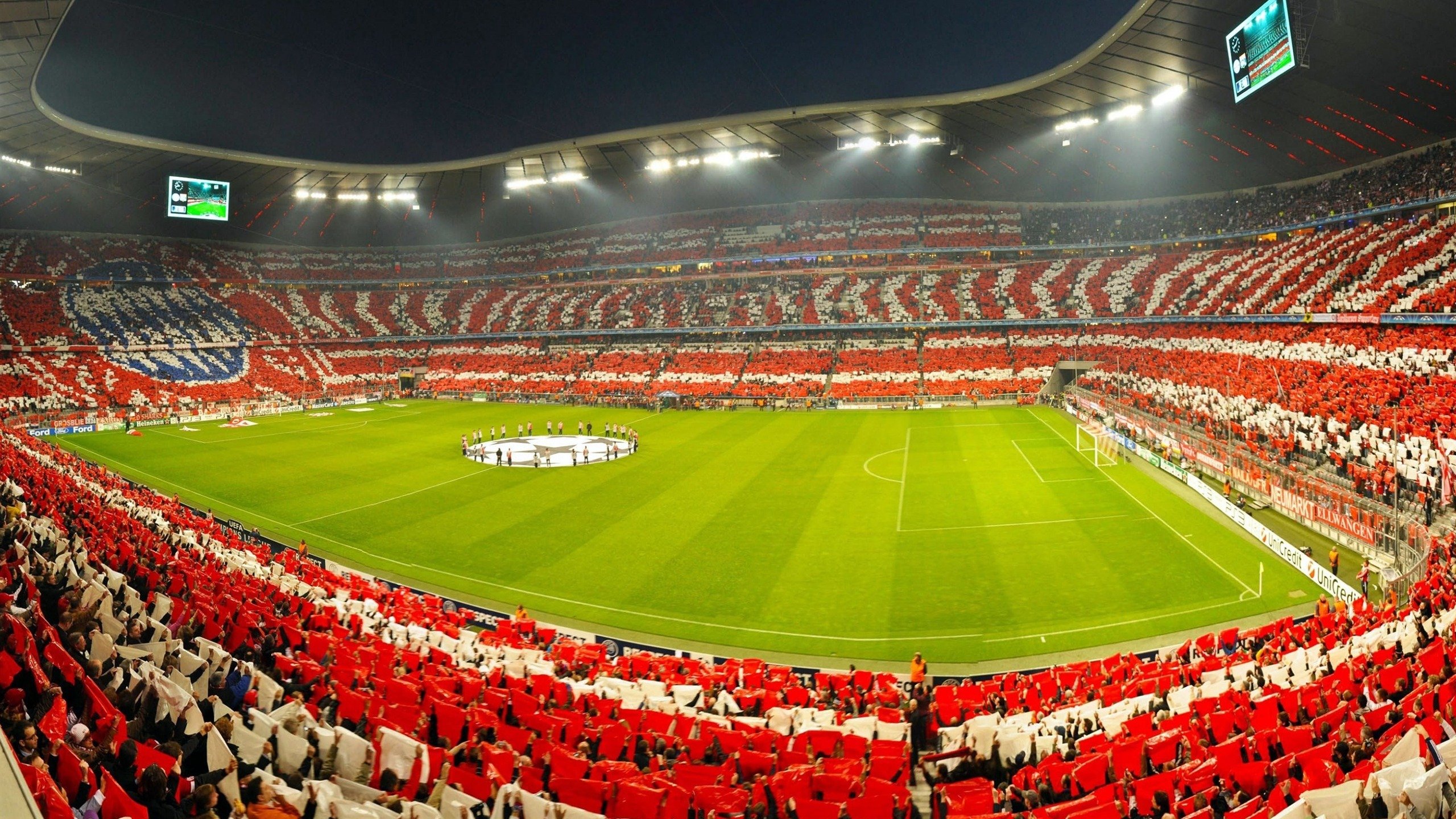 不容错过的本月足球热点新闻，足球报道热点